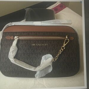 MK Jet Set Logo Crossbody Bag